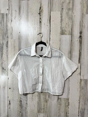 Cropped Sheer Lightweight  Button Down in White Embroidered Polka Dots Size Smal